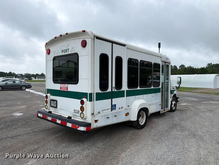 image for item FN2015 2012 Ford E350 shuttle bus