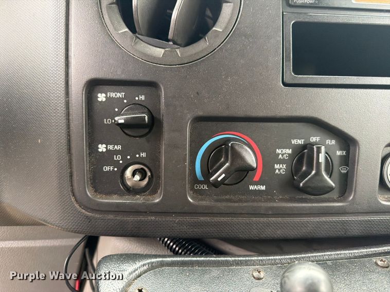 image for item FN2015 2012 Ford E350 shuttle bus
