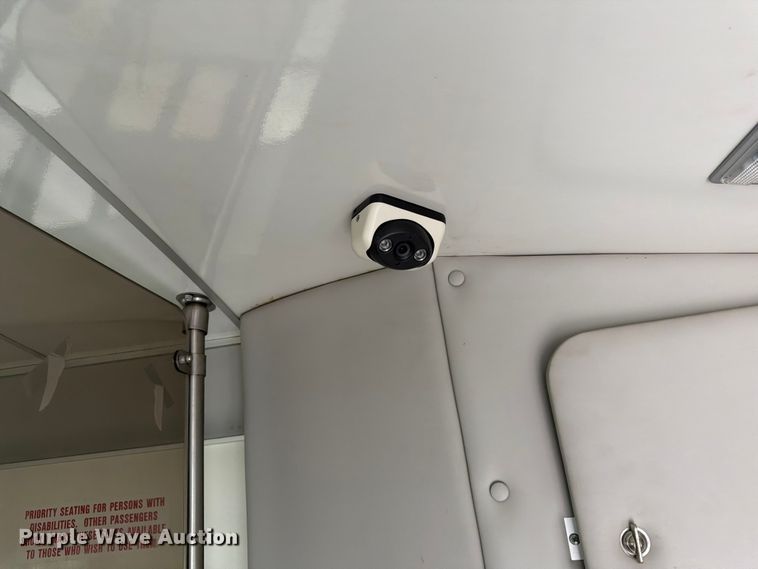 image for item FN2015 2012 Ford E350 shuttle bus