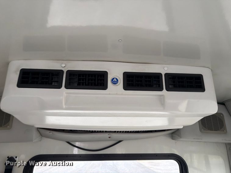 image for item FN2015 2012 Ford E350 shuttle bus