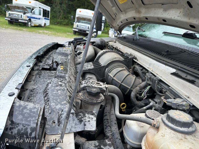 image for item FN2015 2012 Ford E350 shuttle bus
