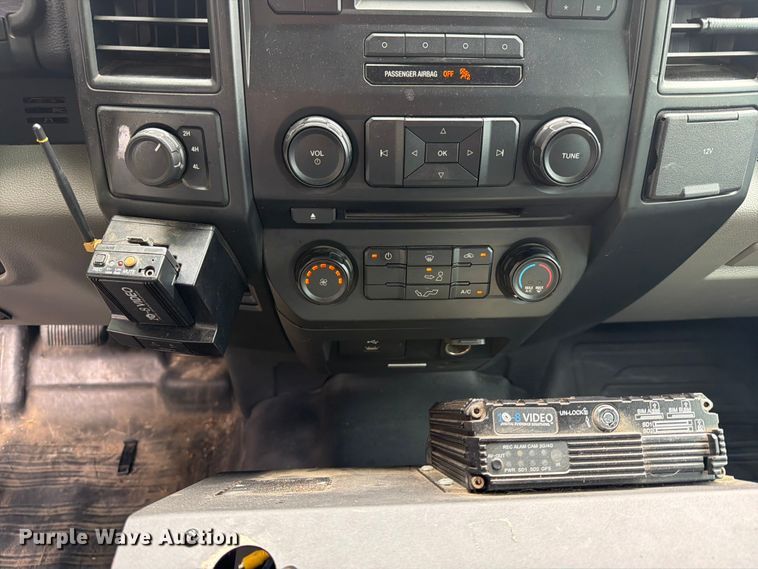 image for item FN2529 2017 Ford F150 Crew Cab pickup truck