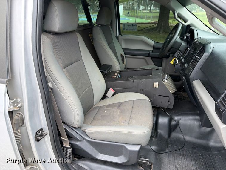 image for item FN2529 2017 Ford F150 Crew Cab pickup truck