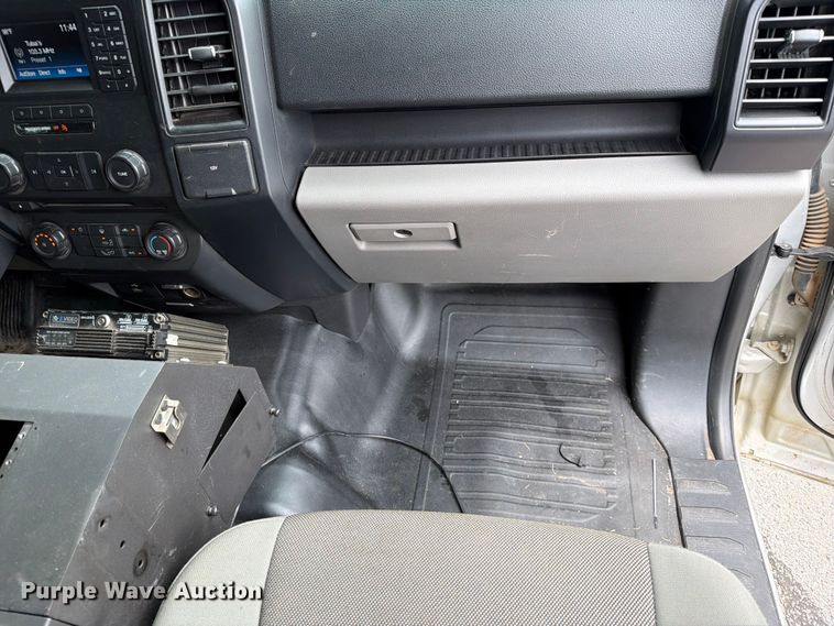 image for item FN2529 2017 Ford F150 Crew Cab pickup truck