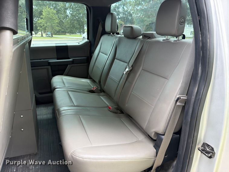 image for item FN2529 2017 Ford F150 Crew Cab pickup truck