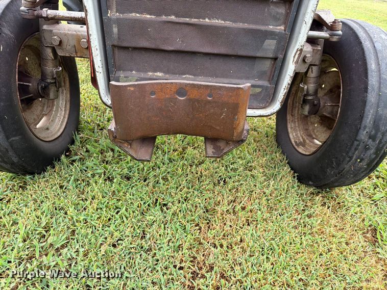 image for item FN2530 1978 Massey Ferguson 230 tractor