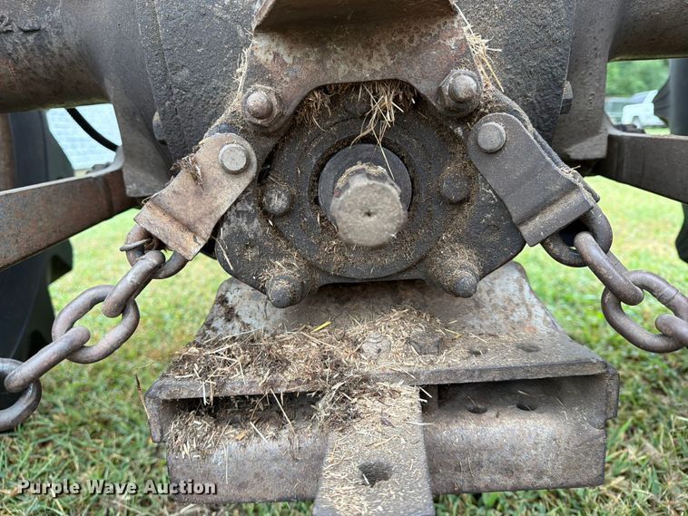 image for item FN2530 1978 Massey Ferguson 230 tractor