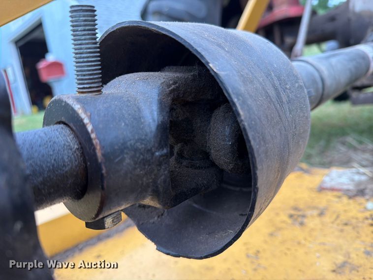 image for item FN2530 1978 Massey Ferguson 230 tractor
