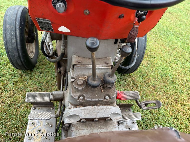 image for item FN2530 1978 Massey Ferguson 230 tractor