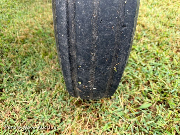 image for item FN2530 1978 Massey Ferguson 230 tractor