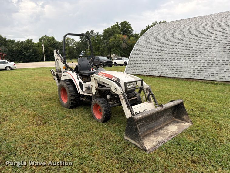 image for item FN2531 2009 Bobcat CT230 MFWD tractor