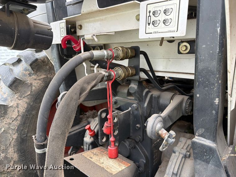 image for item FN2531 2009 Bobcat CT230 MFWD tractor