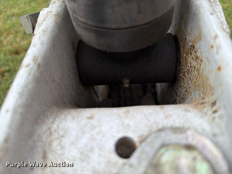 image for item FN2531 2009 Bobcat CT230 MFWD tractor