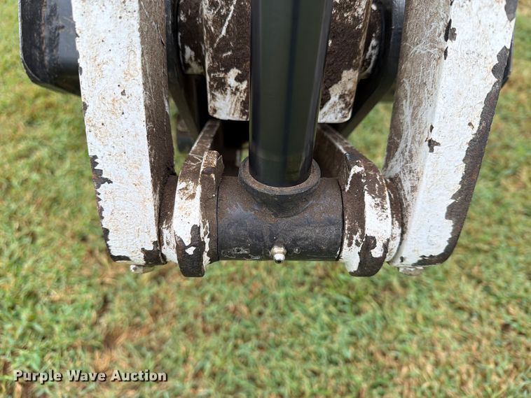 image for item FN2531 2009 Bobcat CT230 MFWD tractor