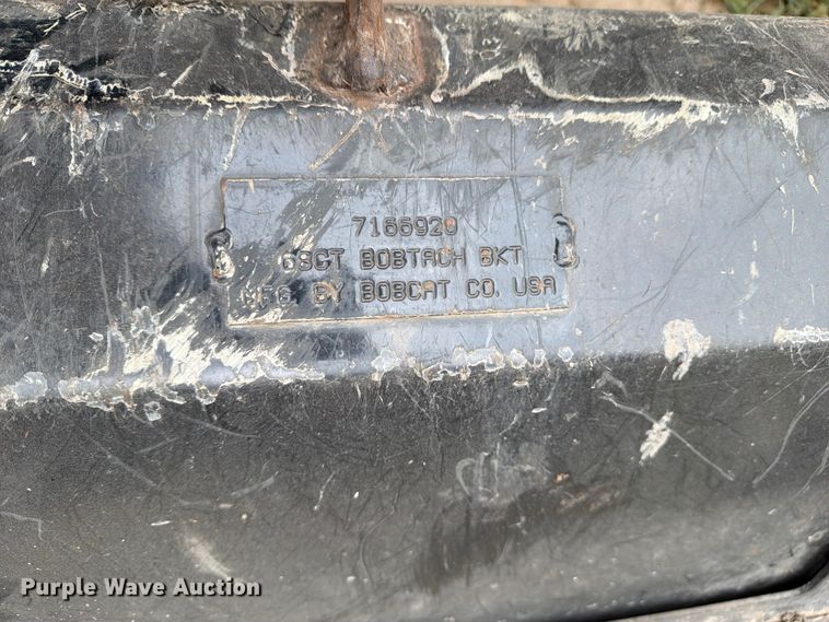 image for item FN2531 2009 Bobcat CT230 MFWD tractor