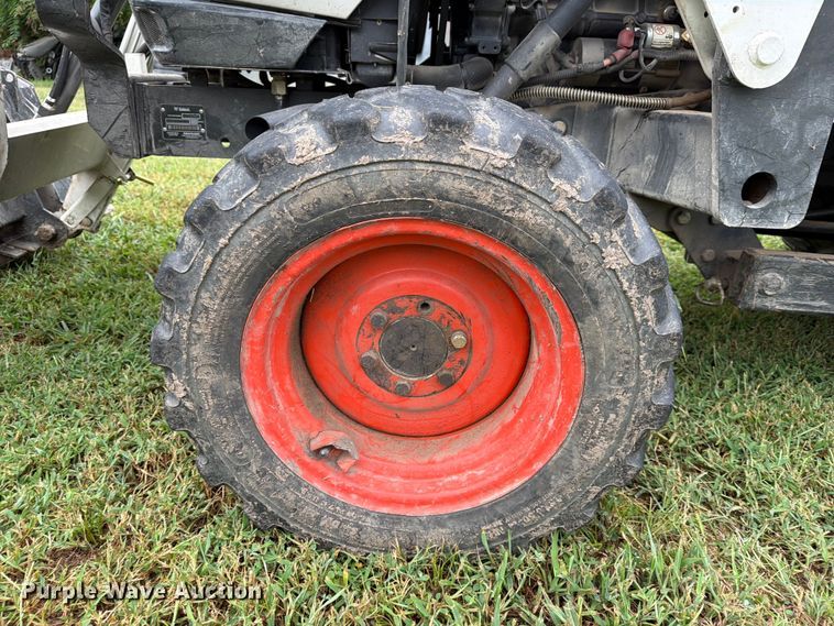 image for item FN2531 2009 Bobcat CT230 MFWD tractor