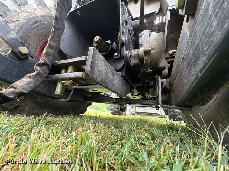 image for item FN2531 2009 Bobcat CT230 MFWD tractor