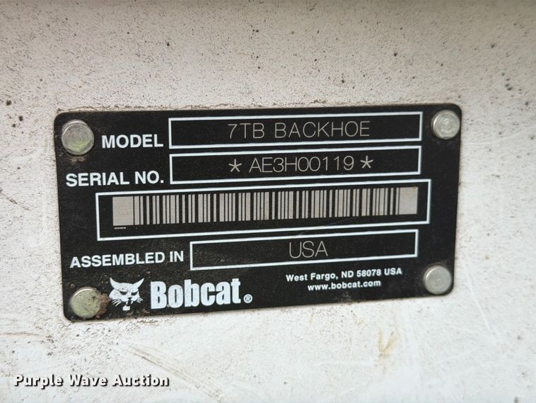 image for item FN2531 2009 Bobcat CT230 MFWD tractor