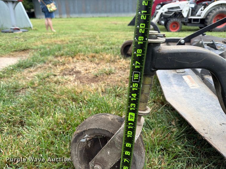 image for item FN2532 Bobcat 3EM72 finish mower