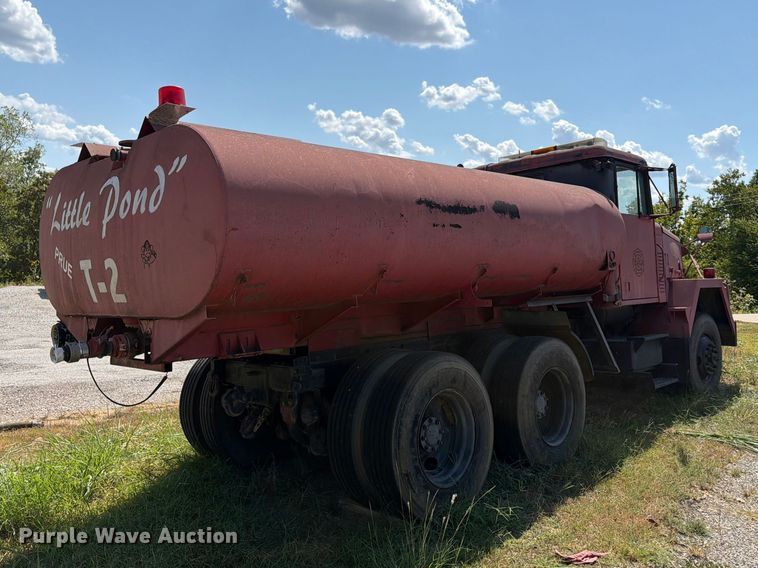 image for item FN2549 1983 AM General M915-A1 water truck