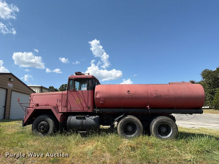 image for item FN2549 1983 AM General M915-A1 water truck