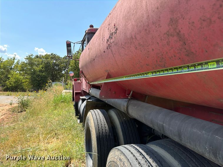 image for item FN2549 1983 AM General M915-A1 water truck