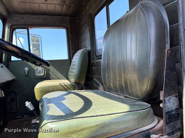 image for item FN2549 1983 AM General M915-A1 water truck