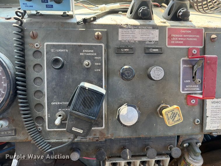 image for item FN2549 1983 AM General M915-A1 water truck