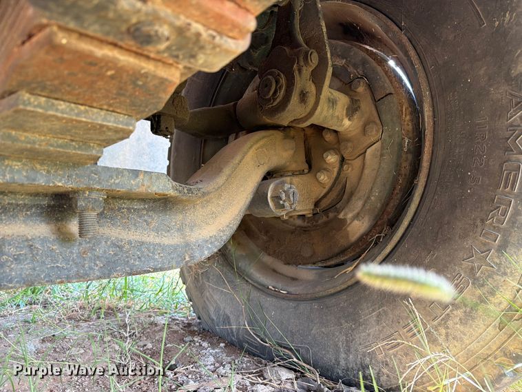 image for item FN2549 1983 AM General M915-A1 water truck