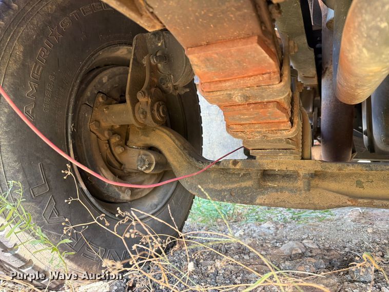 image for item FN2549 1983 AM General M915-A1 water truck
