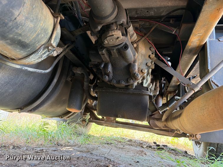image for item FN2549 1983 AM General M915-A1 water truck