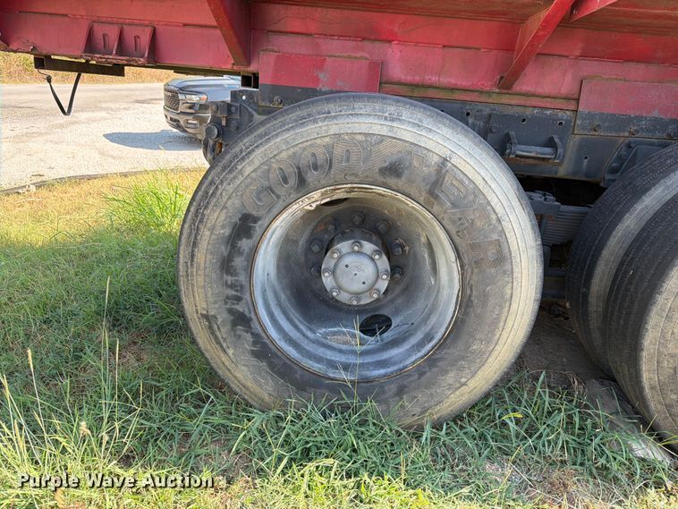 image for item FN2549 1983 AM General M915-A1 water truck