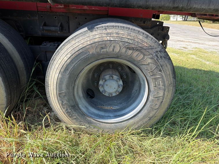image for item FN2549 1983 AM General M915-A1 water truck