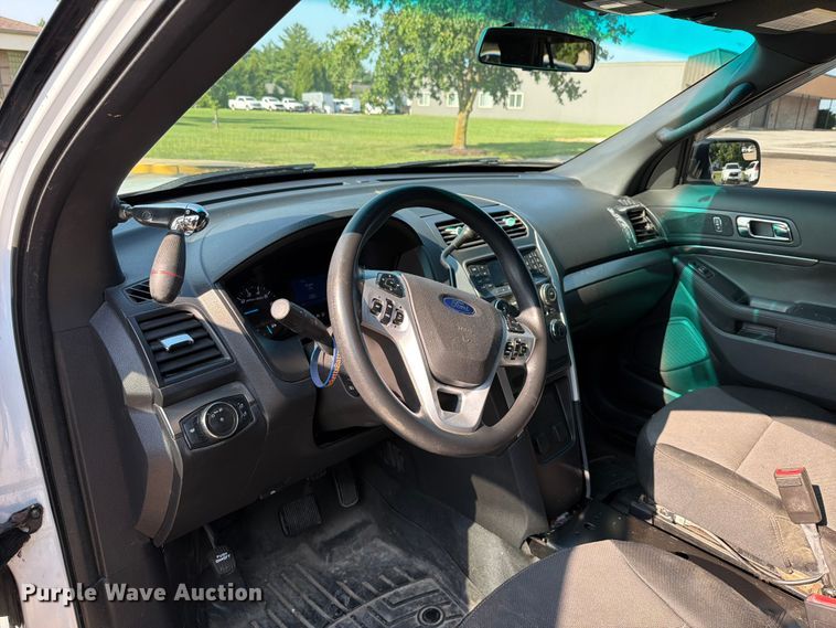 image for item FT6112 2015 Ford Explorer Police SUV
