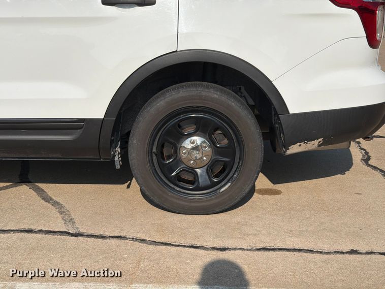 image for item FT6112 2015 Ford Explorer Police SUV