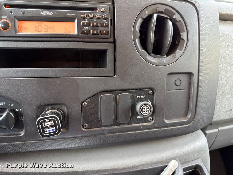 image for item FT6122 2012 Ford E350 Super Duty shuttle bus