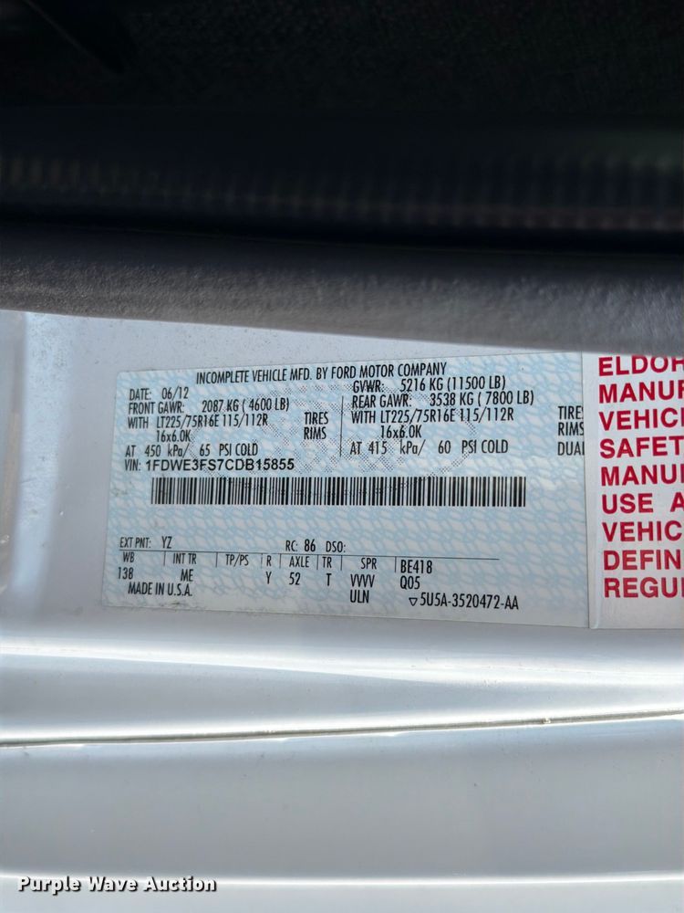 image for item FT6122 2012 Ford E350 Super Duty shuttle bus