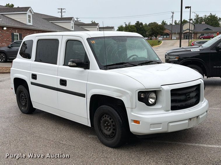 image for item FT6137 2016 Am General MV-1 SUV