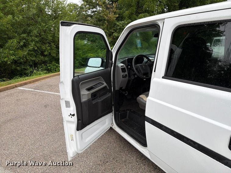 image for item FT6137 2016 Am General MV-1 SUV