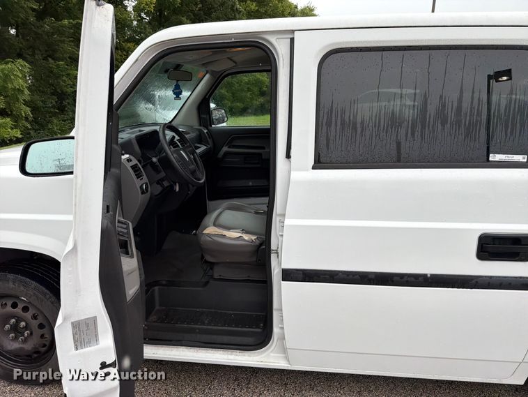 image for item FT6137 2016 Am General MV-1 SUV
