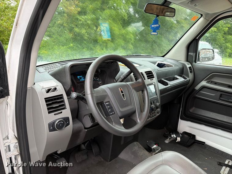 image for item FT6137 2016 Am General MV-1 SUV
