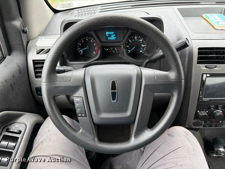 image for item FT6137 2016 Am General MV-1 SUV
