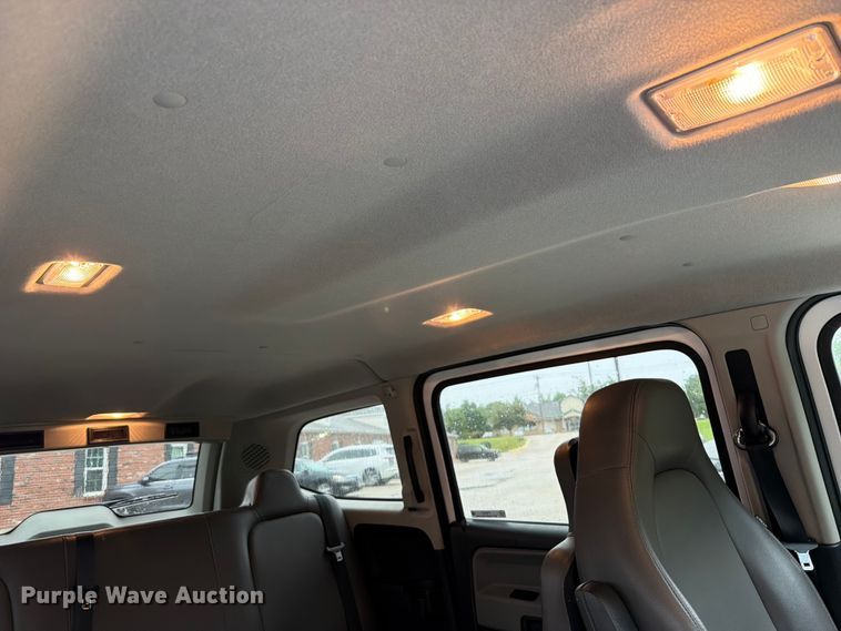 image for item FT6137 2016 Am General MV-1 SUV