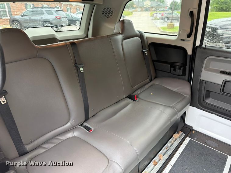 image for item FT6137 2016 Am General MV-1 SUV