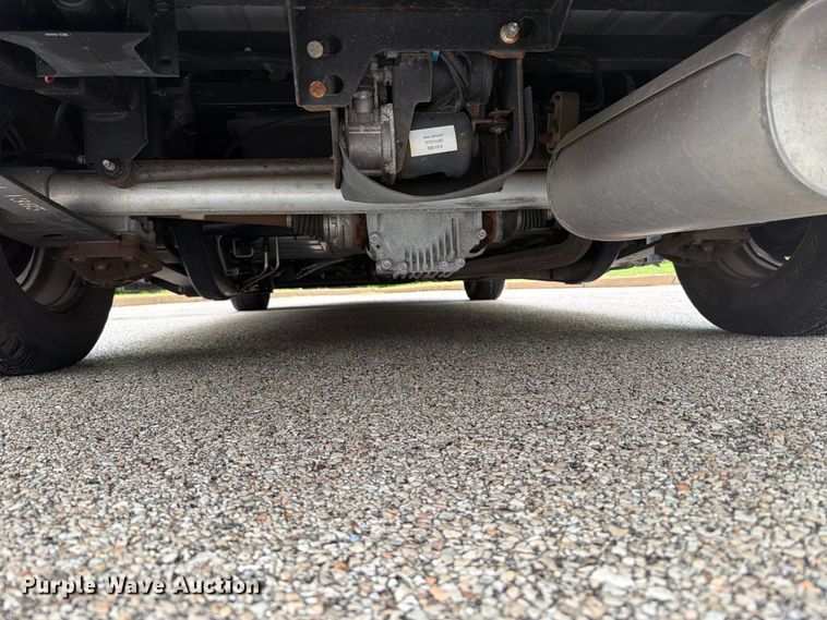 image for item FT6137 2016 Am General MV-1 SUV