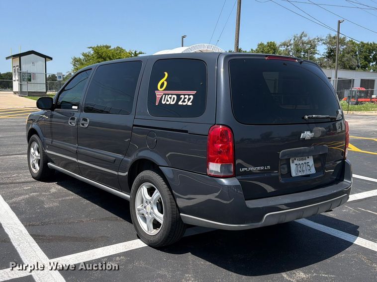 image for item FU4502 2008 Chevrolet Uplander van