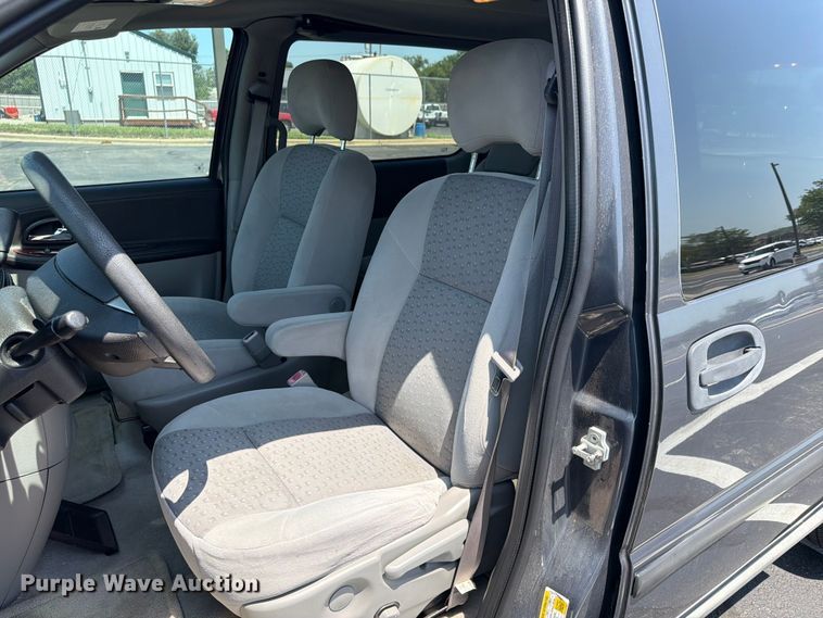 image for item FU4502 2008 Chevrolet Uplander van