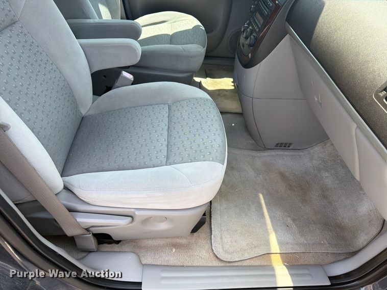 image for item FU4502 2008 Chevrolet Uplander van