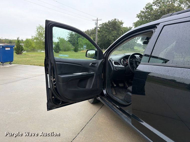 image for item FU4504 2014 Dodge Journey SUV