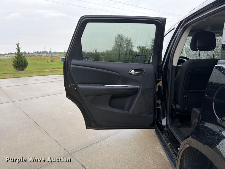 image for item FU4504 2014 Dodge Journey SUV